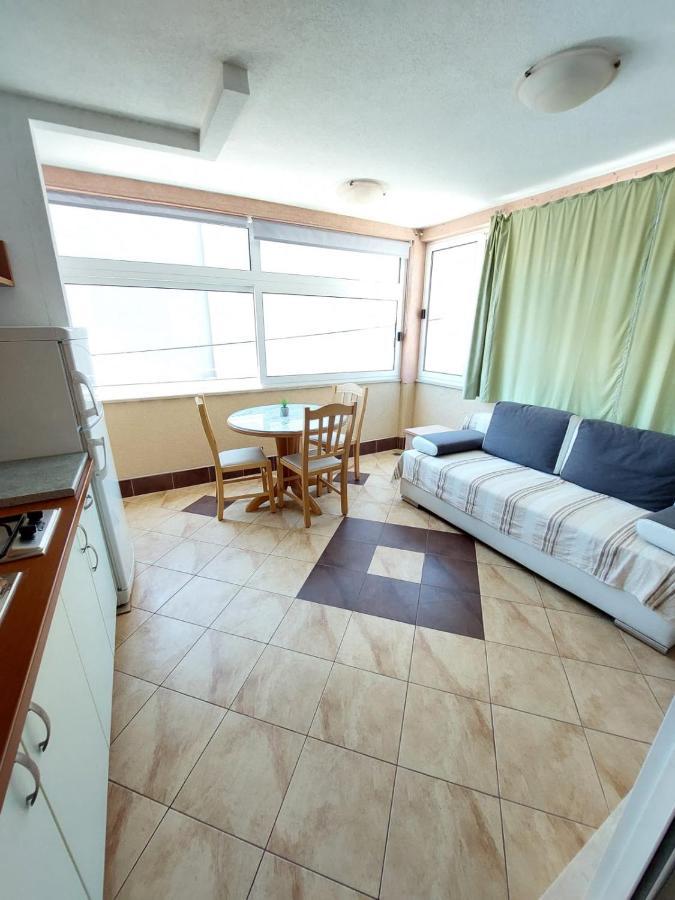 Australia Villa מאקרסקה מראה חיצוני תמונה